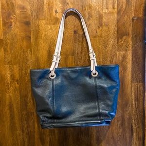 SALE! Michael Kors Black Tote Bag